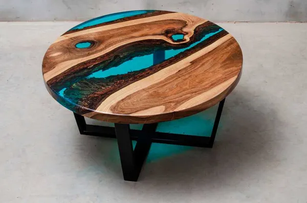 Революционный декор: как сделать деревянный стол, выглядящий как стекло